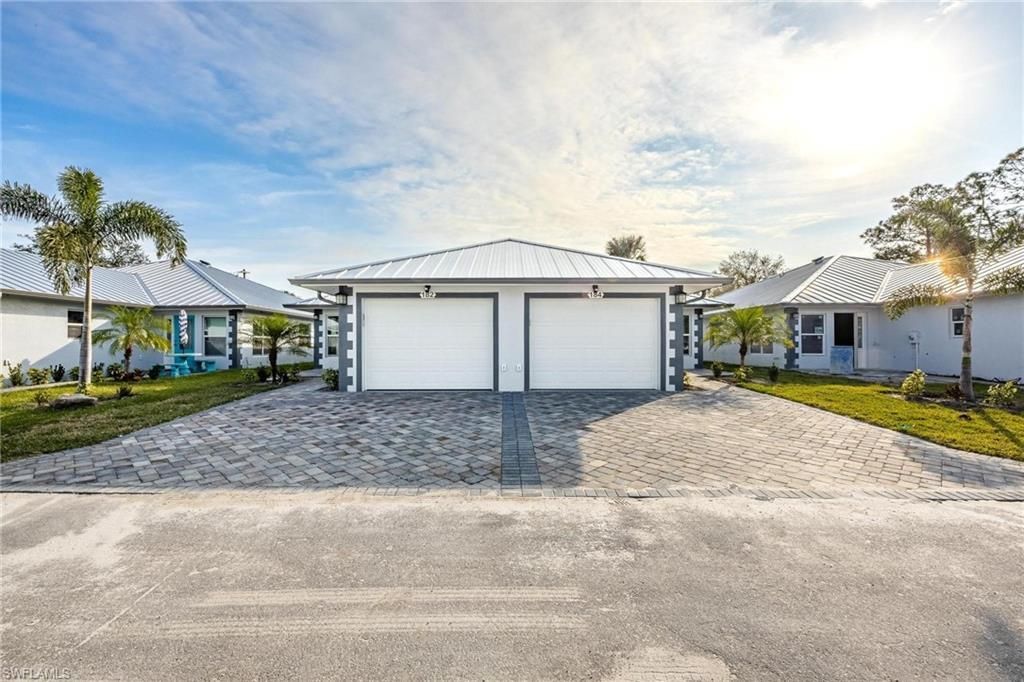 184 Village Cir, Labelle, FL 33935 Photo