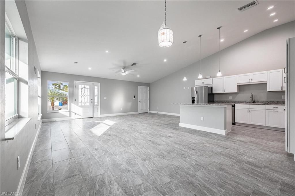 184 Village Cir, Labelle, FL 33935 Photo