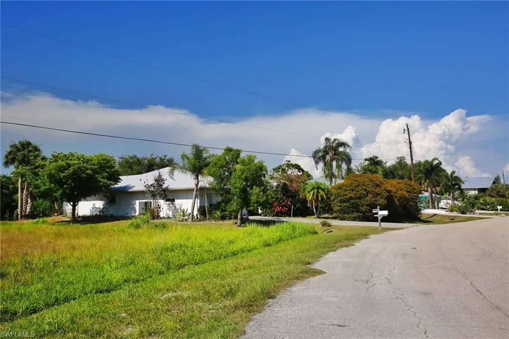 7704 Grande Pine Rd , Bokeelia, FL 33922 Photo