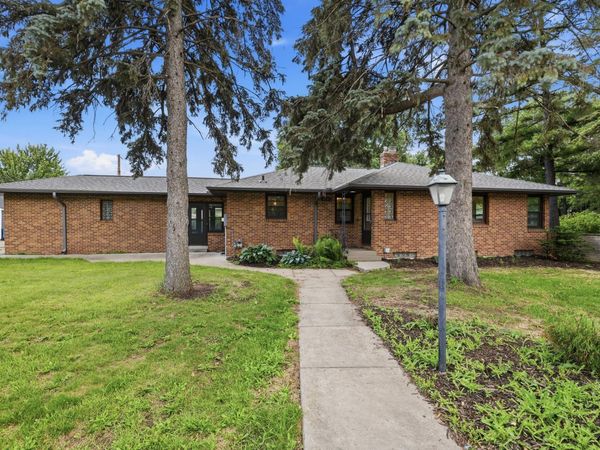 3131 Parkview Boulevard, Robbinsdale, MN 55422
