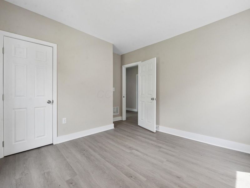 746 Sullivant Avenue , Columbus, OH 43222 Photo 15