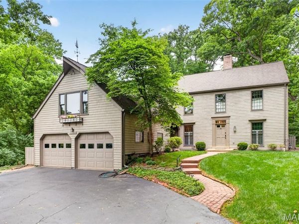 13595 Featherstone Drive , Town and Country, MO 63131