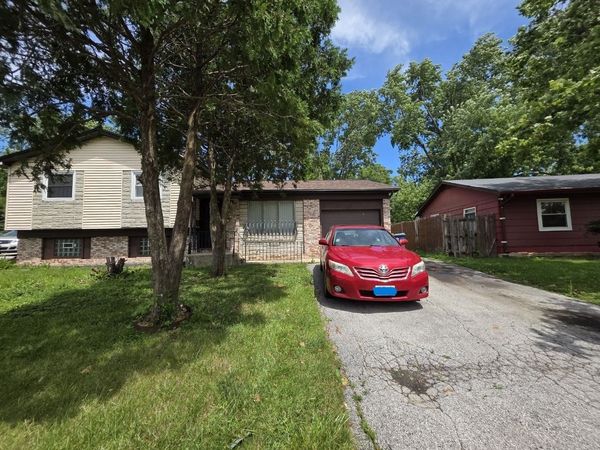 611 Andover Street , Chicago Heights, IL 60411