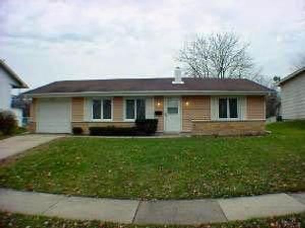 1475 ROSEDALE Lane , Hoffman Estates, IL 60169