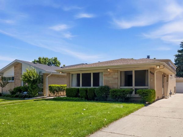 905 Long Road , Glenview, IL 60025