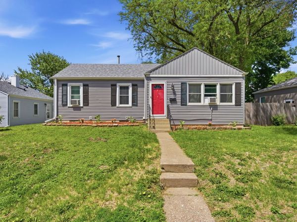 1540 W 35th Street , Davenport, IA 52806