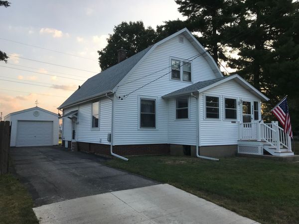 1406 W Columbia Avenue , Champaign, IL 61821