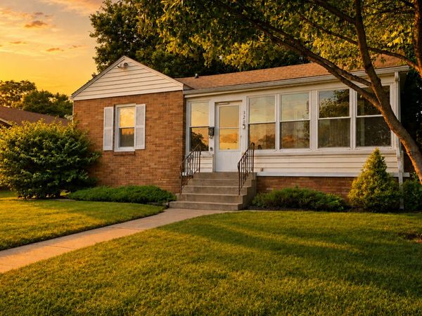 320 Desoto Street , Ottawa, IL 61350