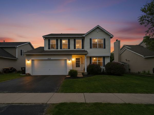 2432 Waterleaf Lane , Woodstock, IL 60098