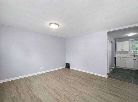 Main Photo