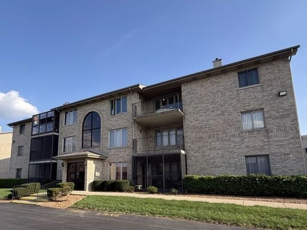13950 Lavergne Avenue , Unit 908, Crestwood, IL 60418