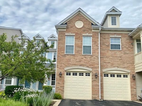 1390 SCARBORO Road , Unit 1390, Schaumburg, IL 60193