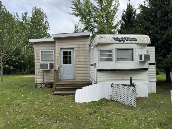 25-16 Woodhaven Lakes , Sublette, IL 61367