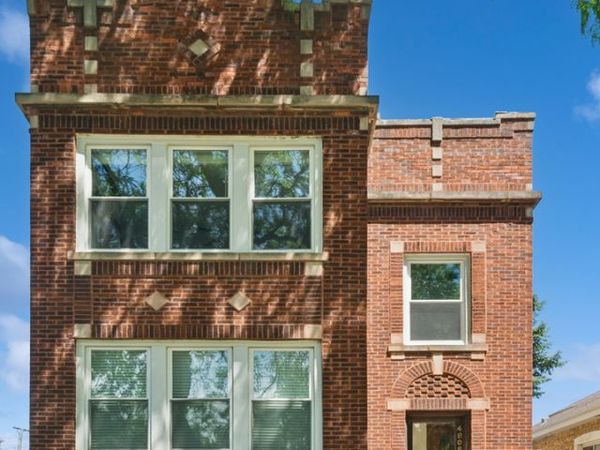 4908 W Pensacola Avenue, Chicago, IL 60641