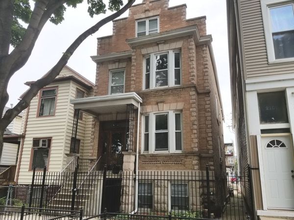 2102 W Barry Avenue , Unit 1, Chicago, IL 60618