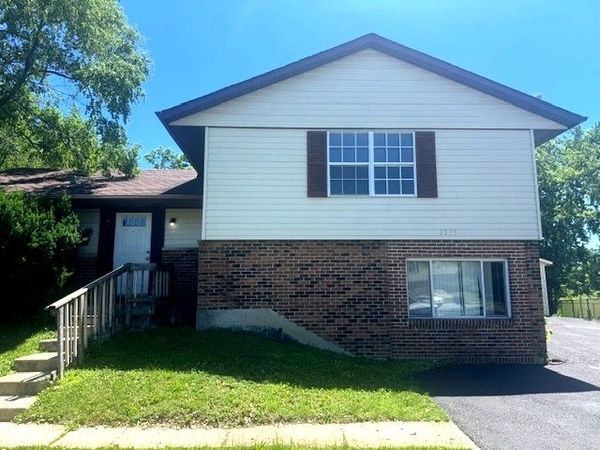 3515 Bordeaux Court , Hazel Crest, IL 60429
