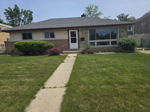 425 W North Avenue , Elmhurst, IL 60126