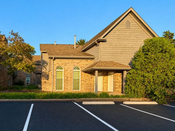 35 Foxcroft Road , Unit 107, Naperville, IL 60565
