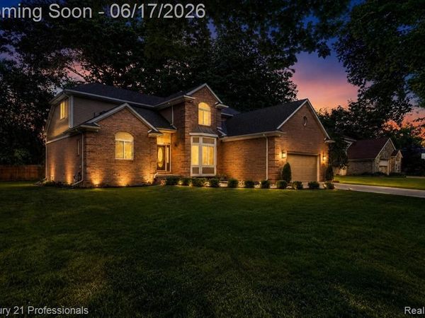 1655 Cardinal Ridge, West Bloomfield Twp, MI 48324