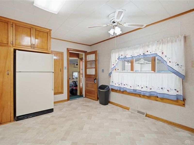 501 W Center Street, Farmersville, OH 45325 Photo 10