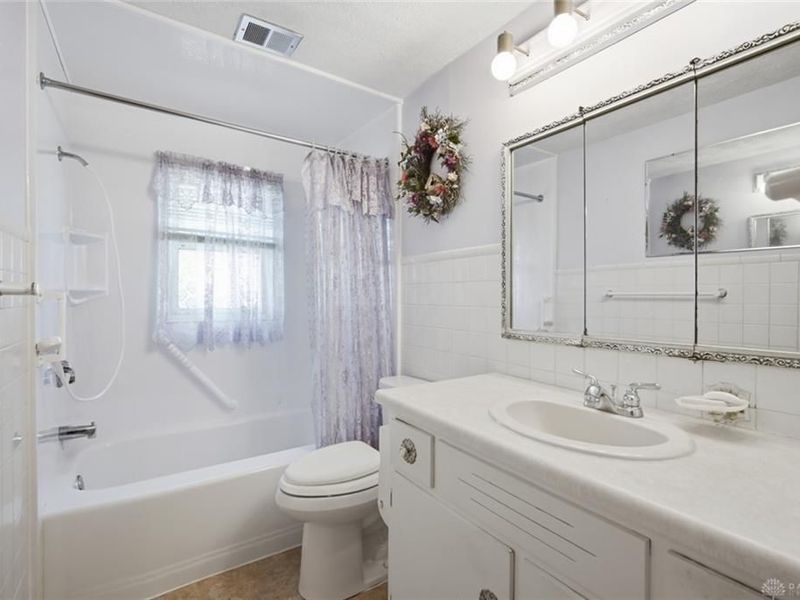 501 W Center Street, Farmersville, OH 45325 Photo 15