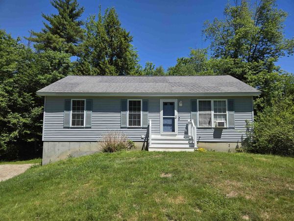 17 Winwood Drive, Barnstead, NH 03225