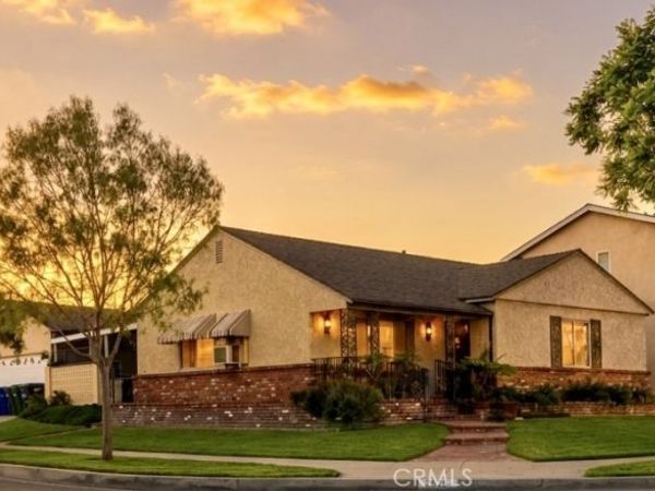2528 Del Amo, Lakewood, CA 90712