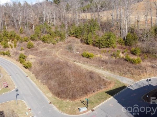 87 Merrimon Avenue N, Asheville, NC 28804