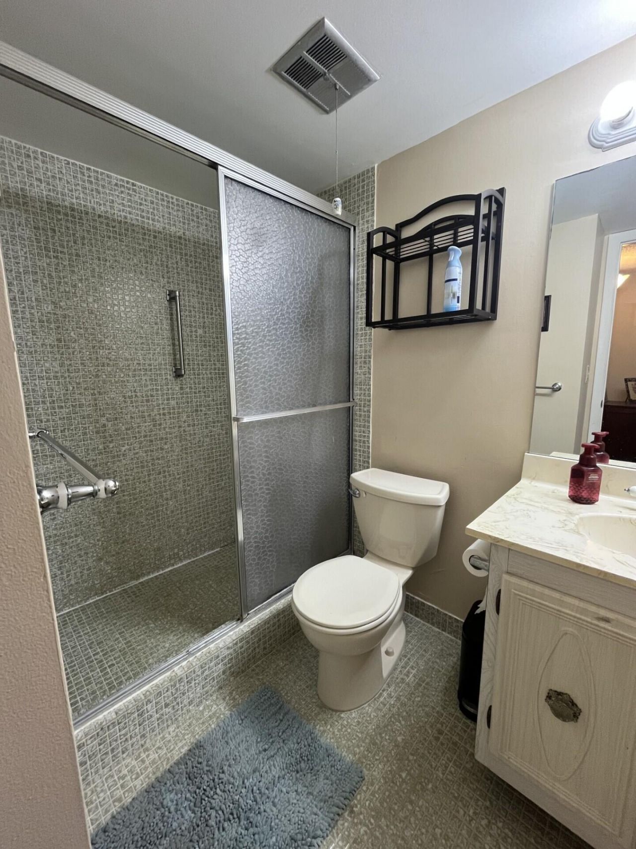 23 Abbey Lane, Unit 208, Delray Beach, FL 33446 Photo