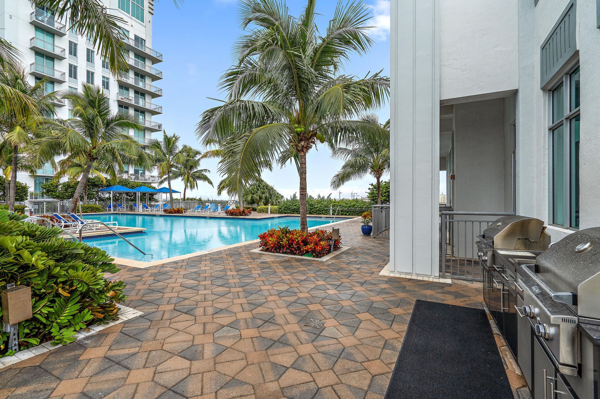 300 S Australian Avenue, Unit 207, West Palm Beach, FL 33401 Photo