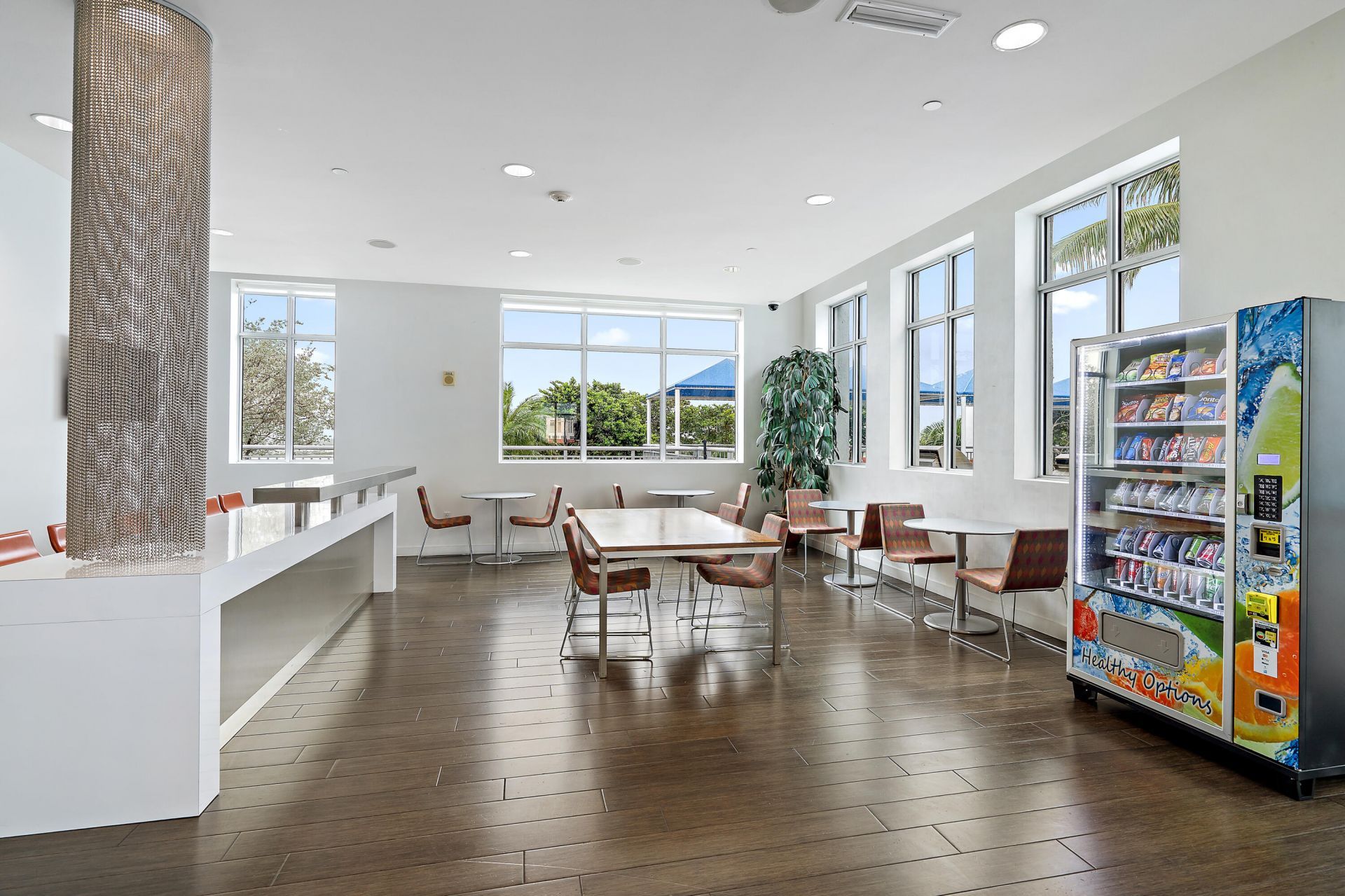 300 S Australian Avenue, Unit 207, West Palm Beach, FL 33401 Photo