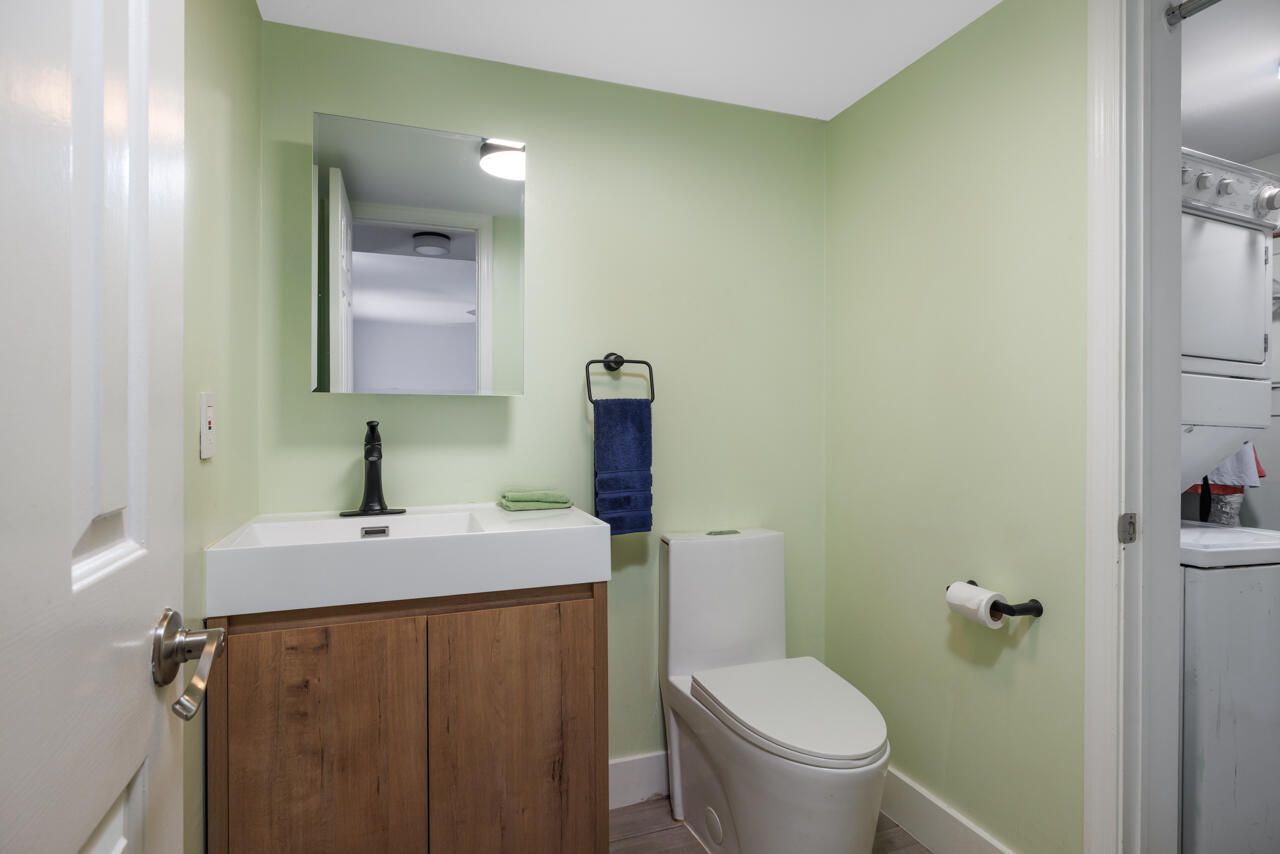106 Linda Lane, Unit 1, Palm Beach Shores, FL 33404 Photo