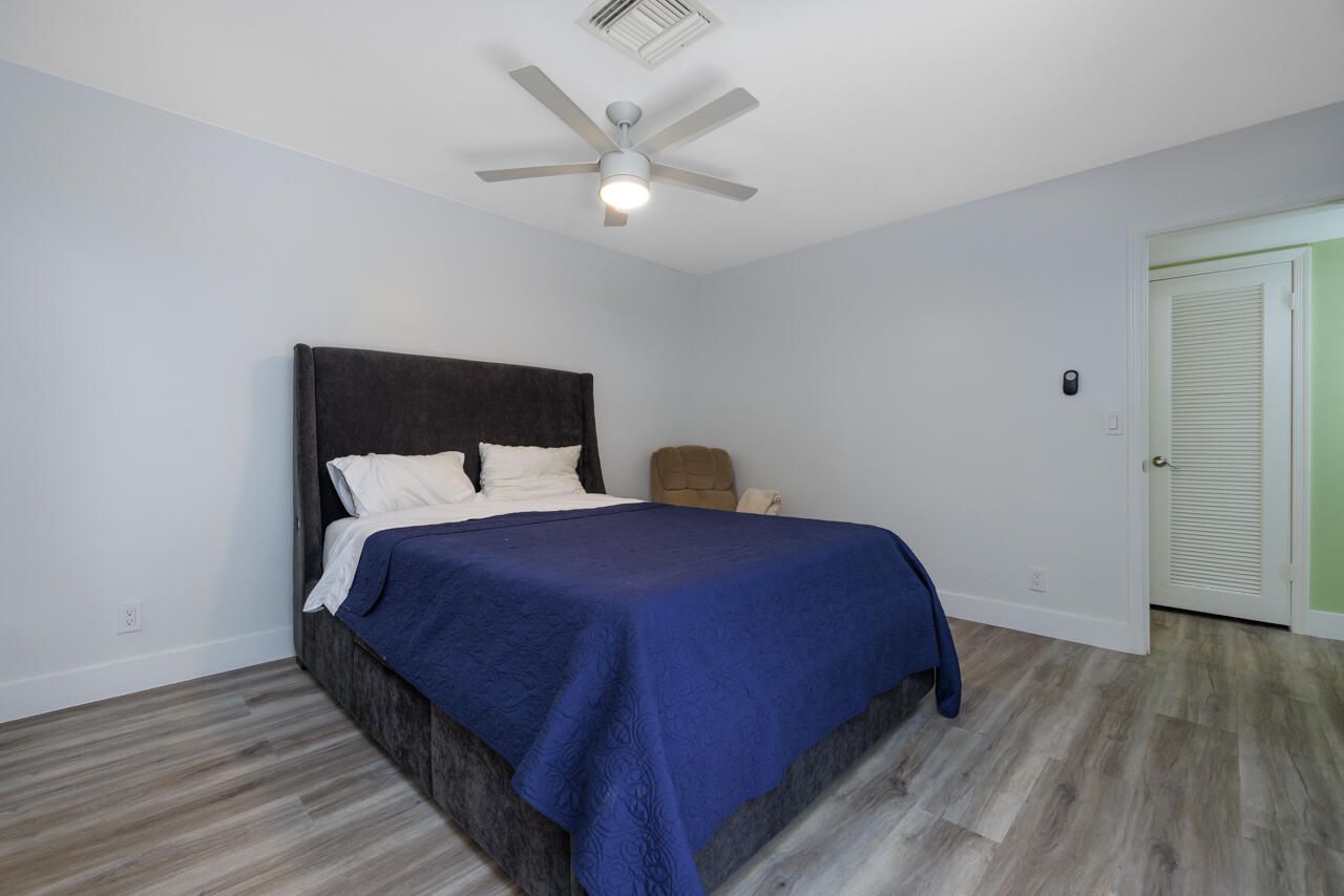 106 Linda Lane, Unit 1, Palm Beach Shores, FL 33404 Photo
