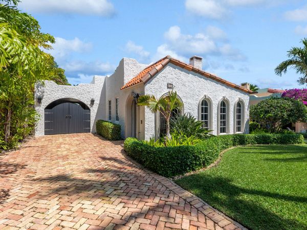 235 Nottingham Boulevard, West Palm Beach, FL 33405
