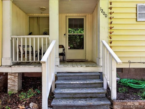 1200 N Grand Avenue , Tahlequah, OK 74464