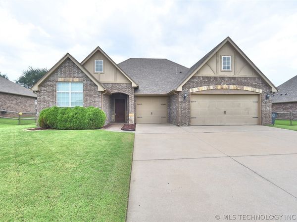 17519 E 45th Place, Tulsa, OK 74134