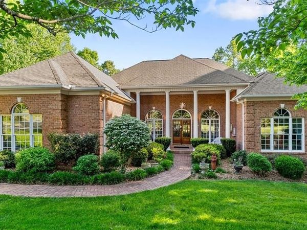 6806 Buckley Drive, Summerfield, NC 27358