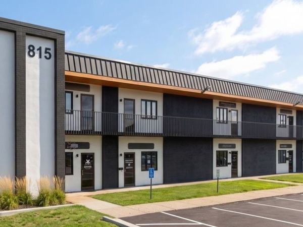 815 Office Park Road, Unit 9, West Des Moines, IA 50265