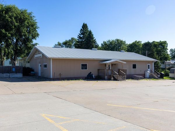 413 S Lincoln Street, Knoxville, IA 50138