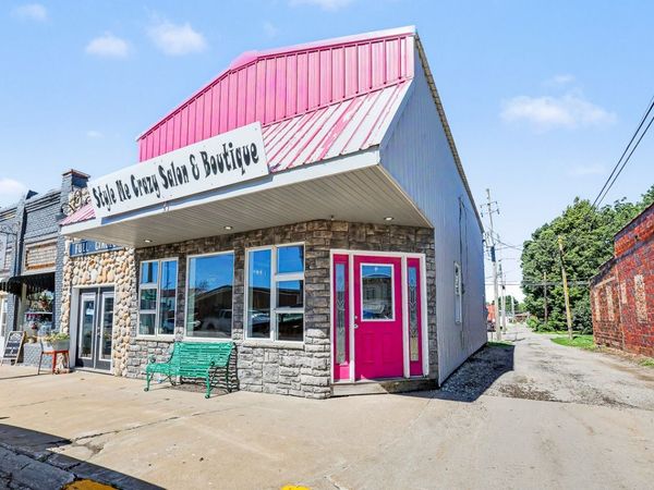 113 South Main , New Sharon, IA 50219