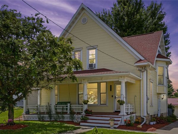403 S Washington Street , Lisbon, IA 52253