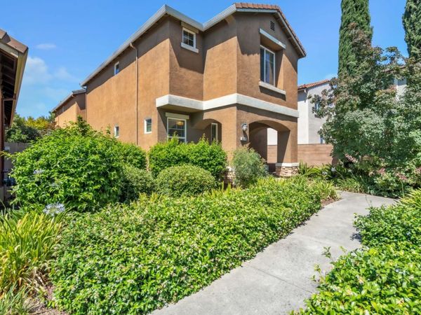 4040 Vittoria Ln, Sacramento, CA 95834