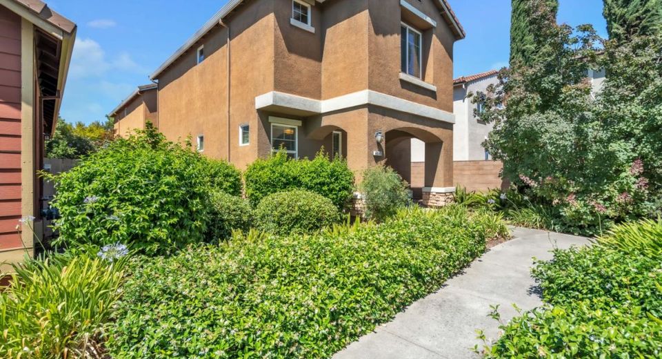 4040 Vittoria Ln, Sacramento, CA 95834 Photo