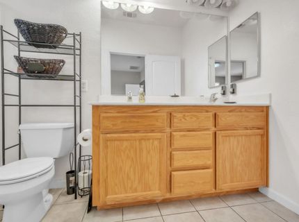 4040 Vittoria Ln, Sacramento, CA 95834 Photo