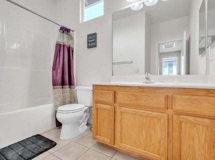 4040 Vittoria Ln, Sacramento, CA 95834 Photo