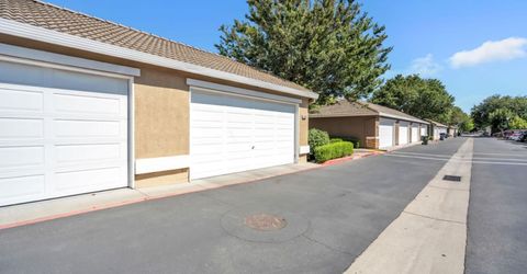 4040 Vittoria Ln, Sacramento, CA 95834 Photo