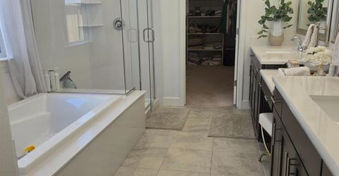 5907 Bonneville, Sacramento, CA 95835 Photo