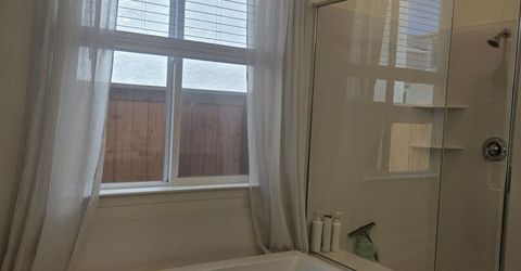 5907 Bonneville, Sacramento, CA 95835 Photo