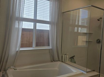 5907 Bonneville, Sacramento, CA 95835 Photo