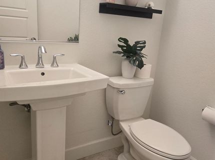 5907 Bonneville, Sacramento, CA 95835 Photo